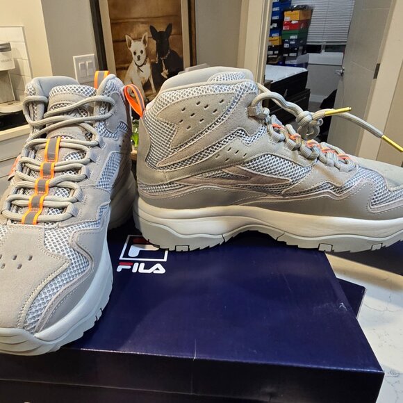 Fila Ranger Boot Mid-Top Suede Shoes Gray / Orange 1BM01277-082 Mens Size 10 NEW - Picture 3 of 9